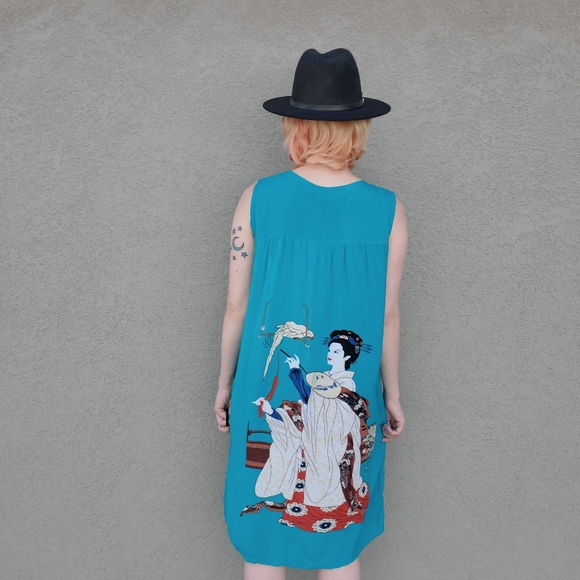 Novelty Japanese "Lady & Parrot" Vintage 90's Turquoise Summer Dress - Picture 6 of 7